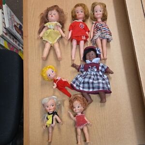 7 Vtg 50'-60's Dolls